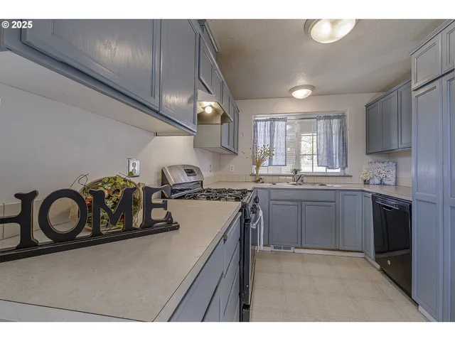 $365,000 | 1030 1st Avenue, Vernonia, OR 97064