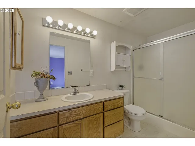 $365,000 | 1030 1st Avenue, Vernonia, OR 97064