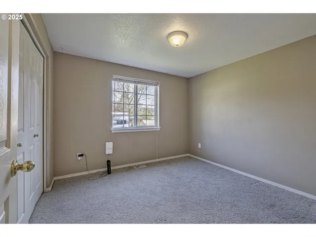 $365,000 | 1030 1st Avenue, Vernonia, OR 97064