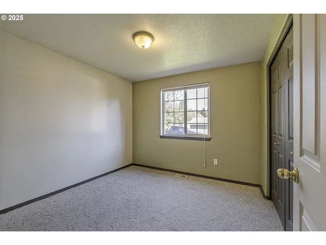 $365,000 | 1030 1st Avenue, Vernonia, OR 97064