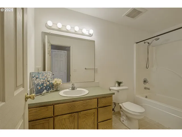 $365,000 | 1030 1st Avenue, Vernonia, OR 97064