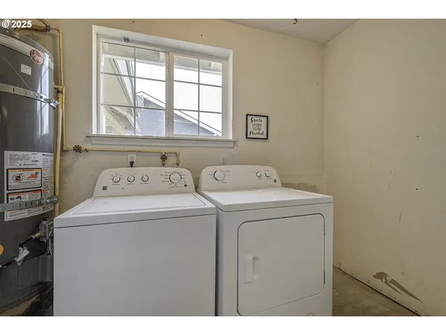 $365,000 | 1030 1st Avenue, Vernonia, OR 97064