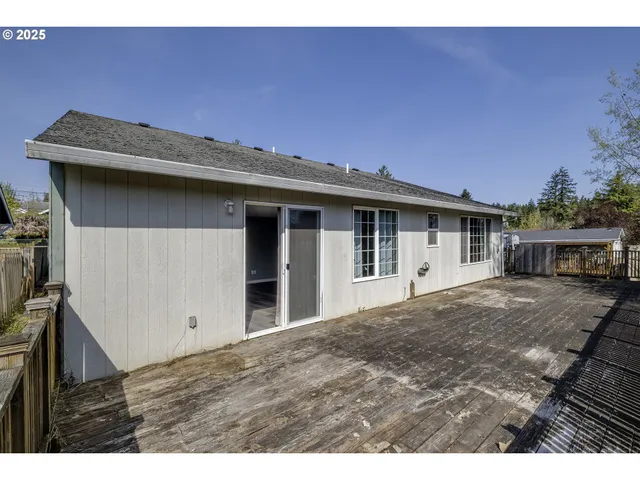 $365,000 | 1030 1st Avenue, Vernonia, OR 97064