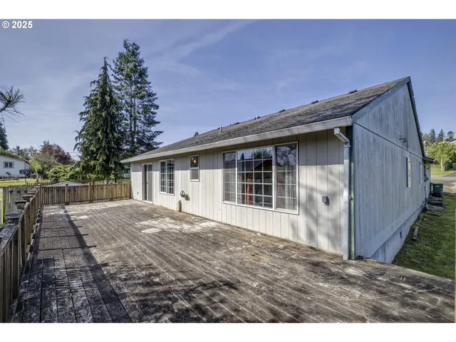 $365,000 | 1030 1st Avenue, Vernonia, OR 97064