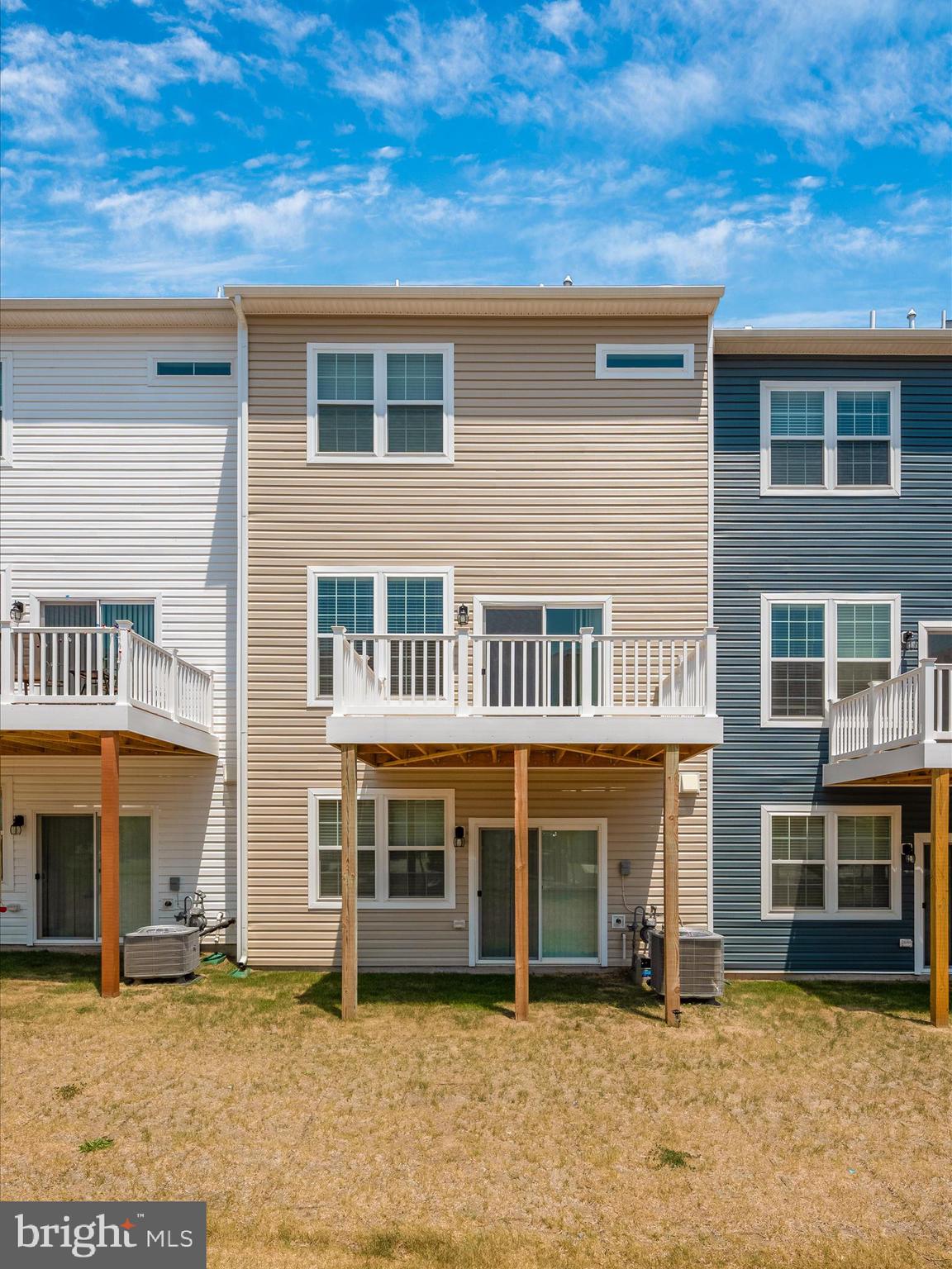 5050 MacDonough Place Frederick, MD 21703 - Photo 40 of 75 Exterior Back