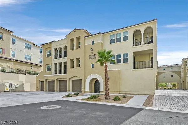 $2,450 | 2555 Hampton Road, Unit 11203, Henderson, NV 89052