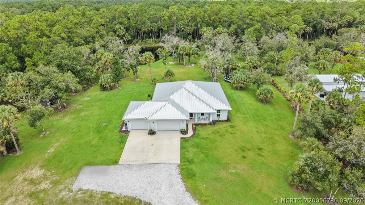 6930 Southwest Rattlesnake Run Palm City, FL 34990 - Photo 34 of 40 Gallery Image 34