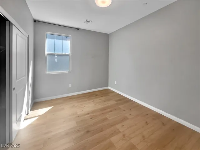 $540,000 | 3499 Brezine Avenue, Henderson, NV 89044