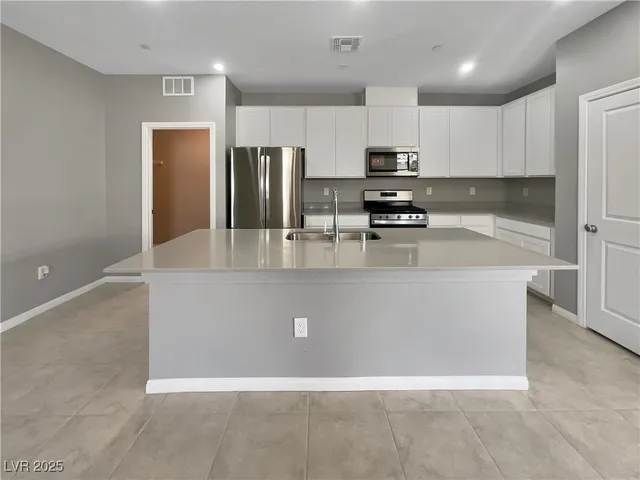 $540,000 | 3499 Brezine Avenue, Henderson, NV 89044