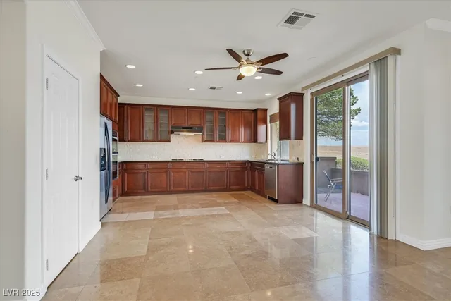 $2,800 | 31 Via Mantova, Unit 2, Henderson, NV 89011