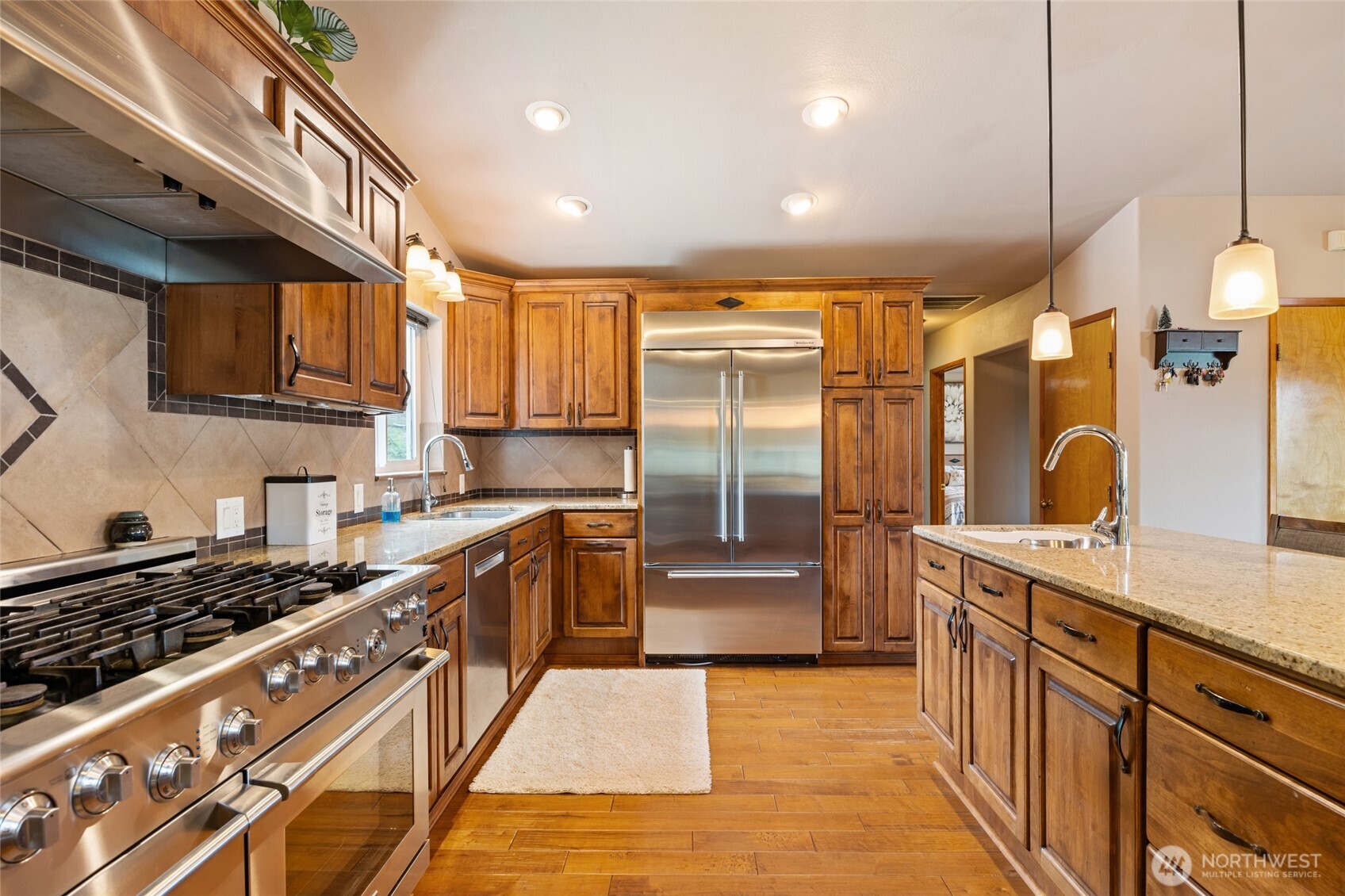 2049 Sleepy Hollow Road Wenatchee, WA 98801 - Photo 16 of 38