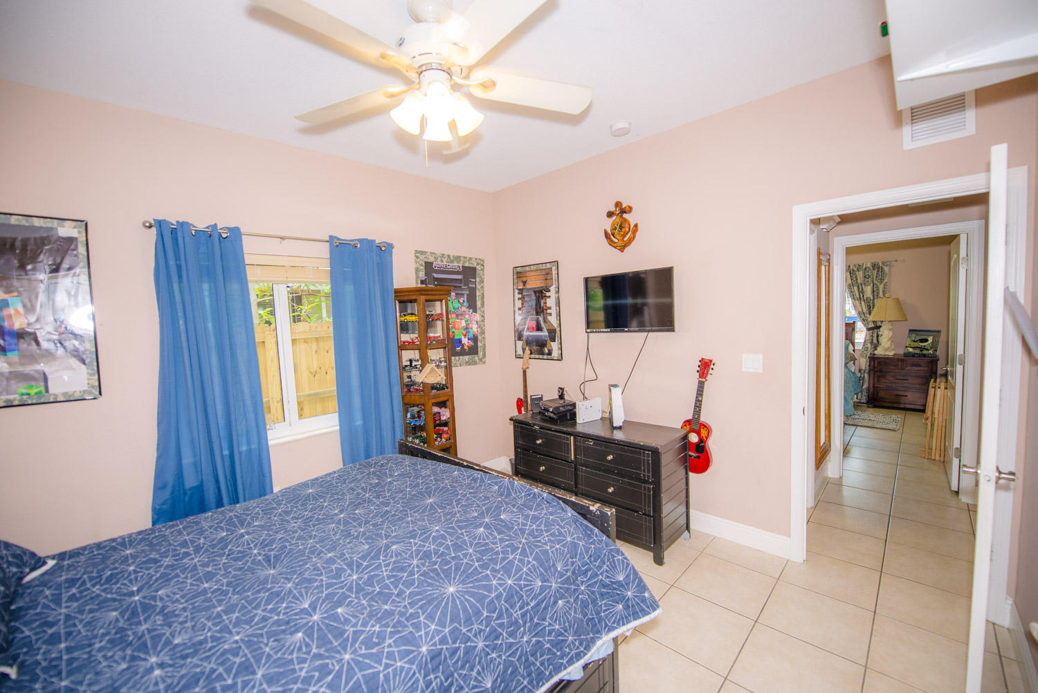221 Cuba Road Tavernier, FL 33070 - Photo 20 of 32 Guest Bedroom 2