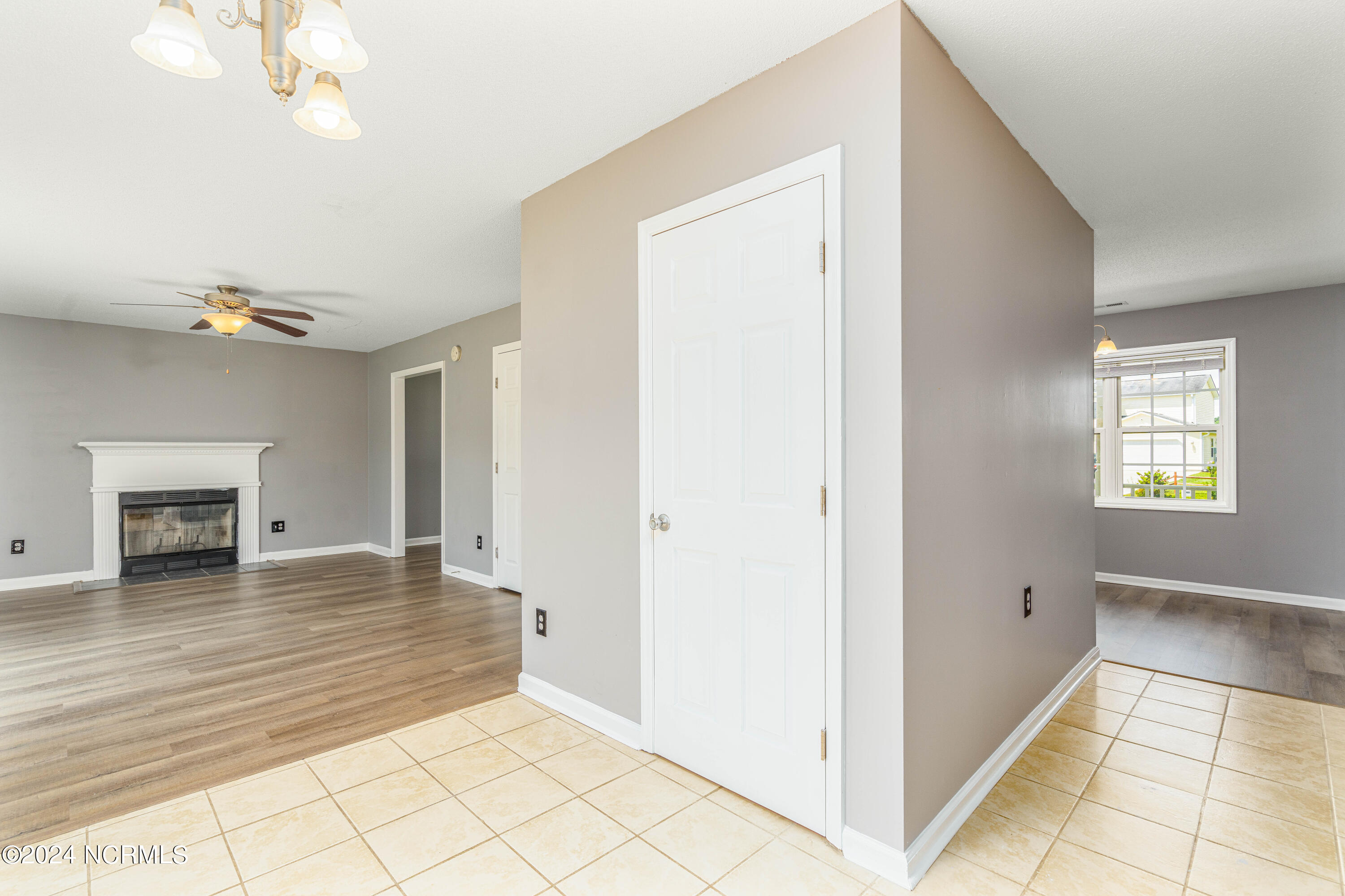 204 Bobwhite Road Hubert, NC 28539 - Photo 6 of 44 204 bobwhite (6 of 45)