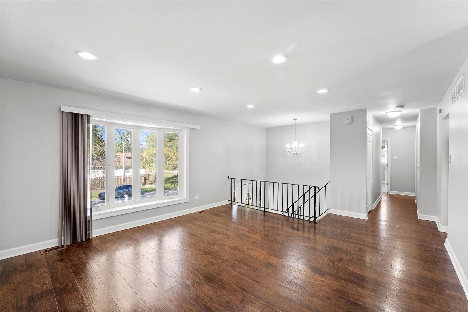 21727 Richmond Road Matteson, IL 60443 - Photo 5 of 32 Gallery Image 5