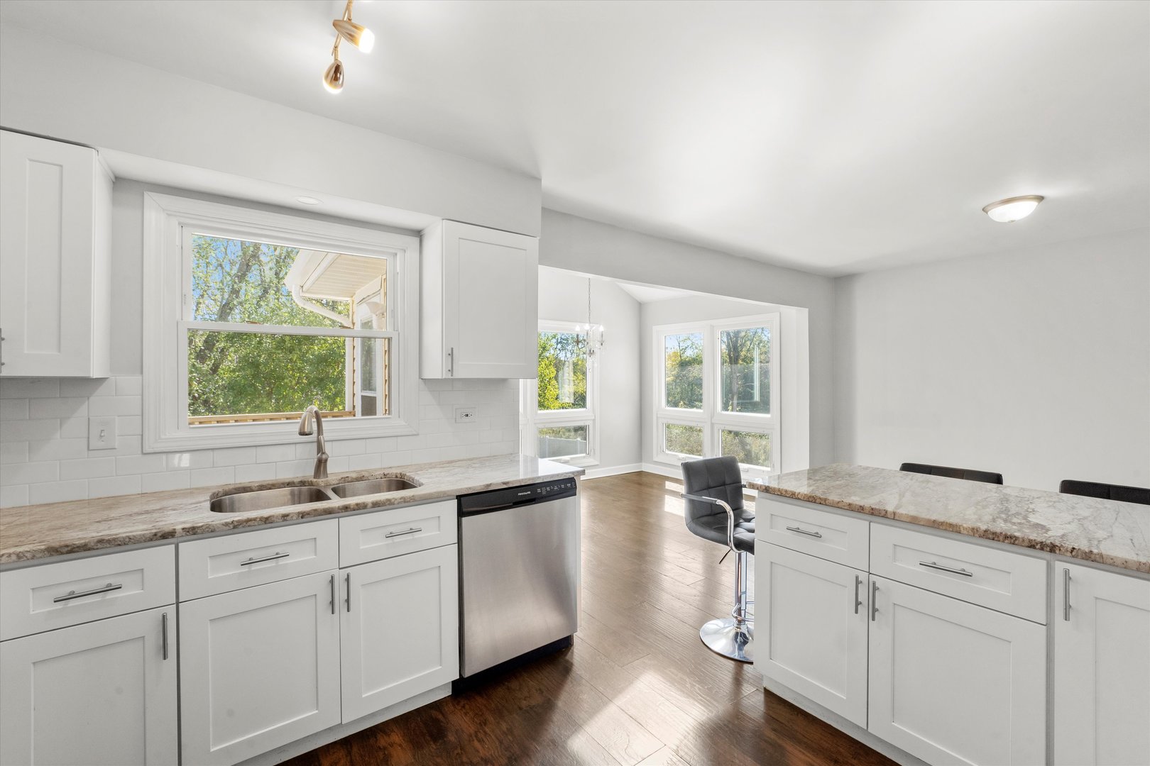 21727 Richmond Road Matteson, IL 60443 - Photo 10 of 32 Gallery Image 10