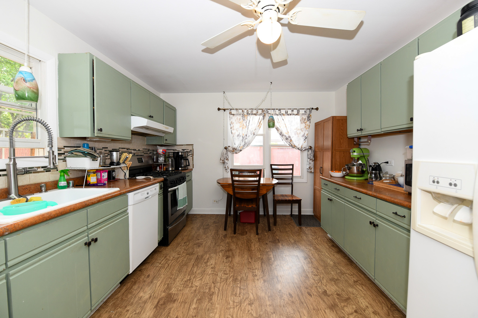 117 Fairfield Road Lindenhurst, IL 60046 - Photo 5 of 14 Gallery Image 5