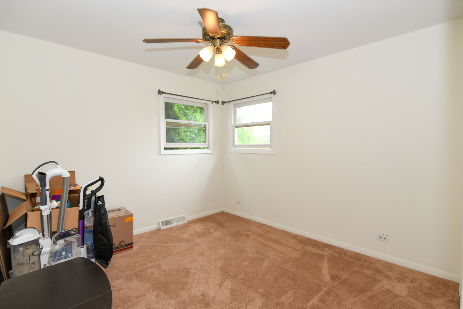 117 Fairfield Road Lindenhurst, IL 60046 - Photo 10 of 14 Gallery Image 10