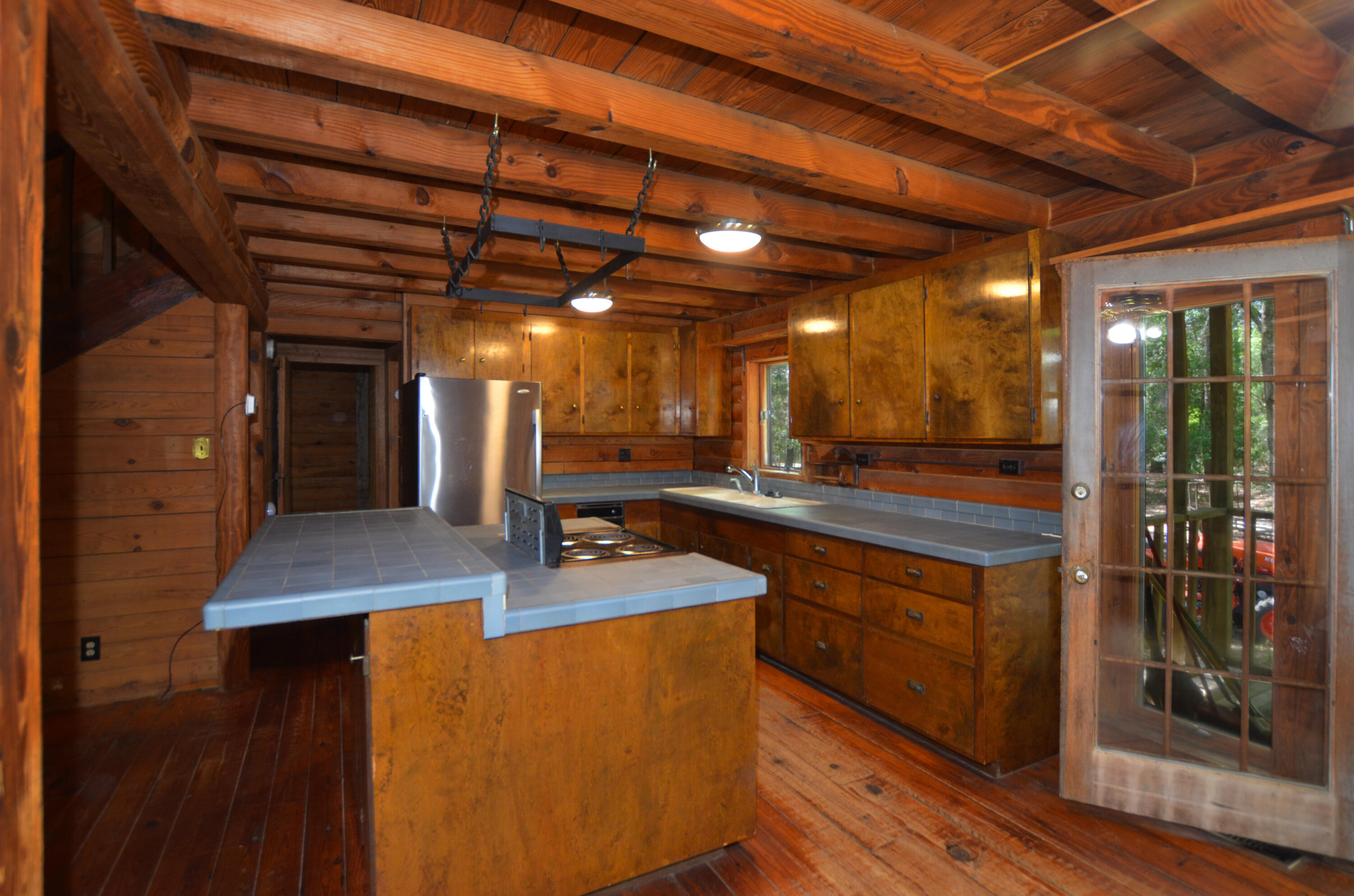 6380 Come About Way Awendaw, SC 29429 - Photo 20 of 30 20-Kitchen