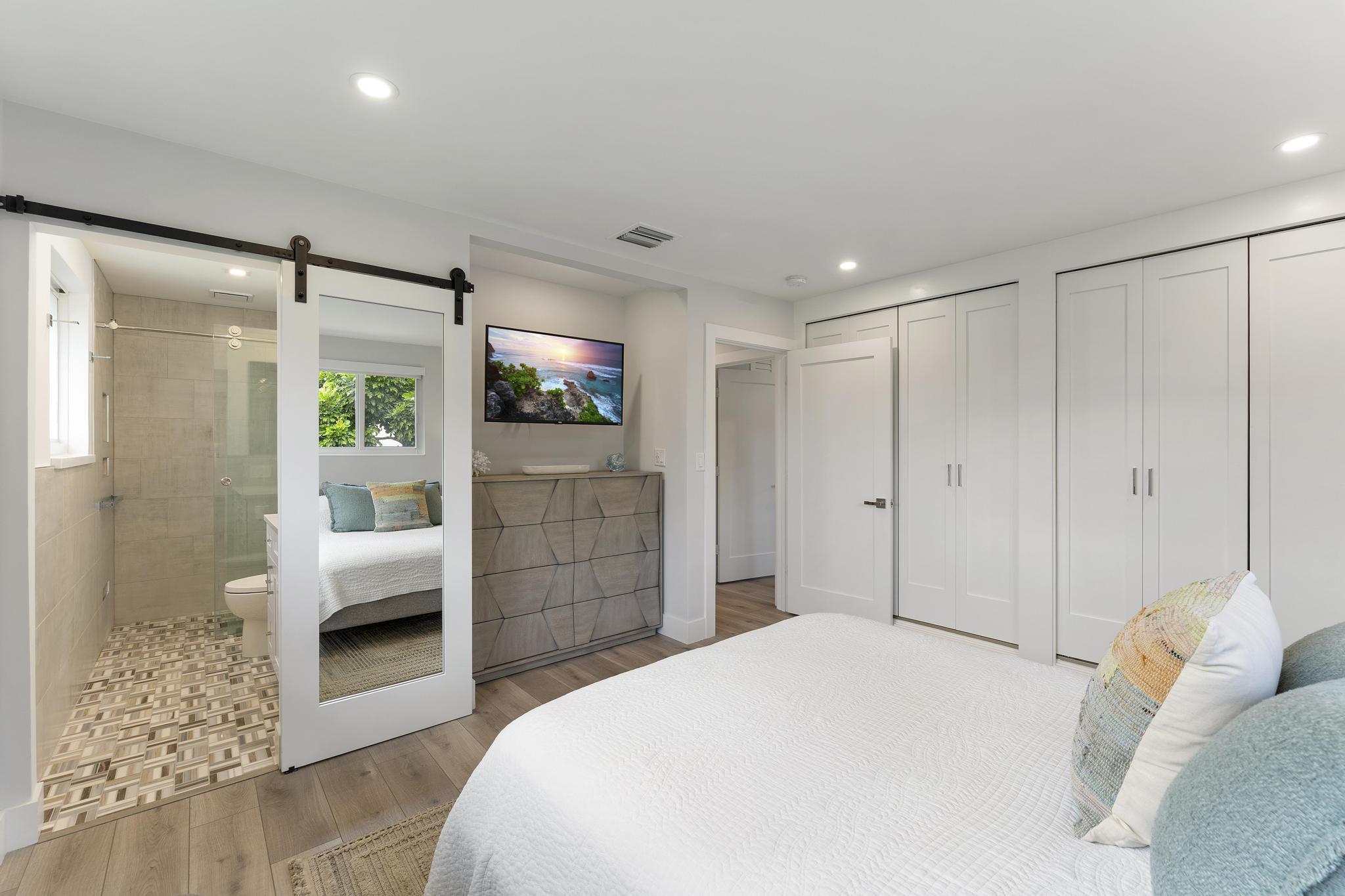 1806 Barbados Road Lake Clarke Shores, FL 33406 - Photo 15 of 41 Primary Bedroom