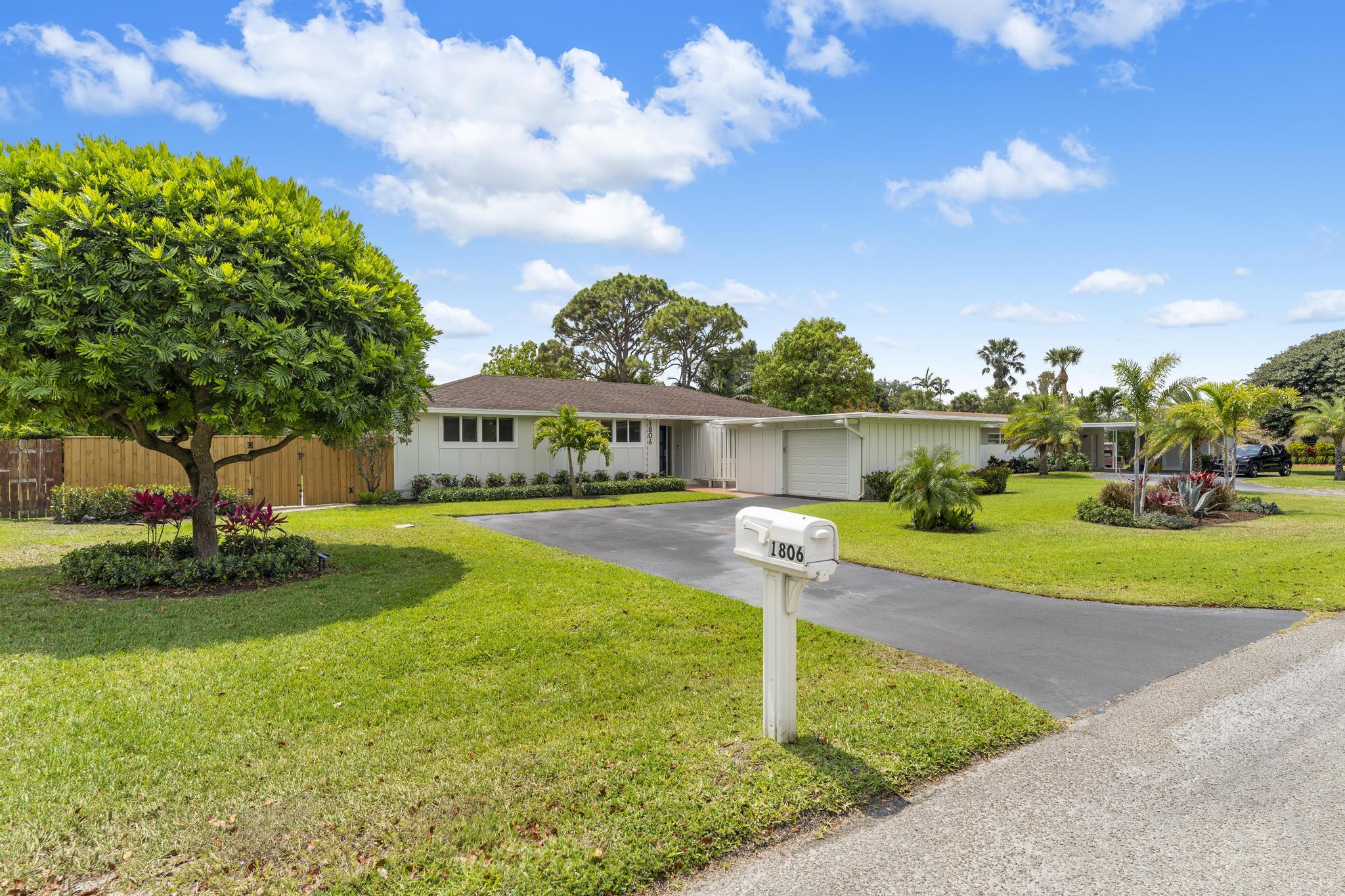 1806 Barbados Road Lake Clarke Shores, FL 33406 - Photo 26 of 41 _A735143
