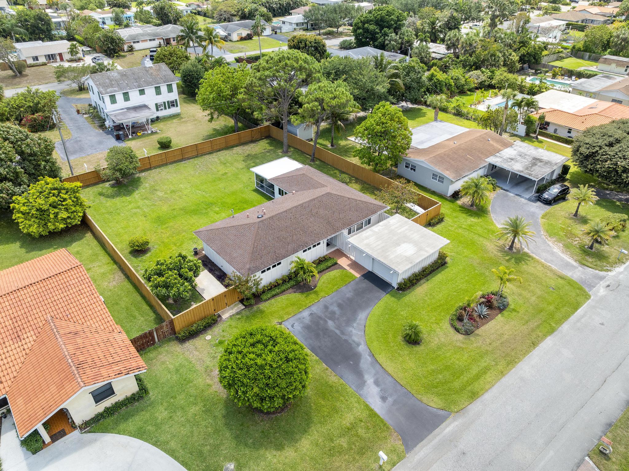 1806 Barbados Road Lake Clarke Shores, FL 33406 - Photo 33 of 41 Aerial