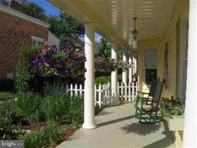 213 Front Street Boiling Springs, PA 17007 - Photo 3 of 8 Gallery Image 3