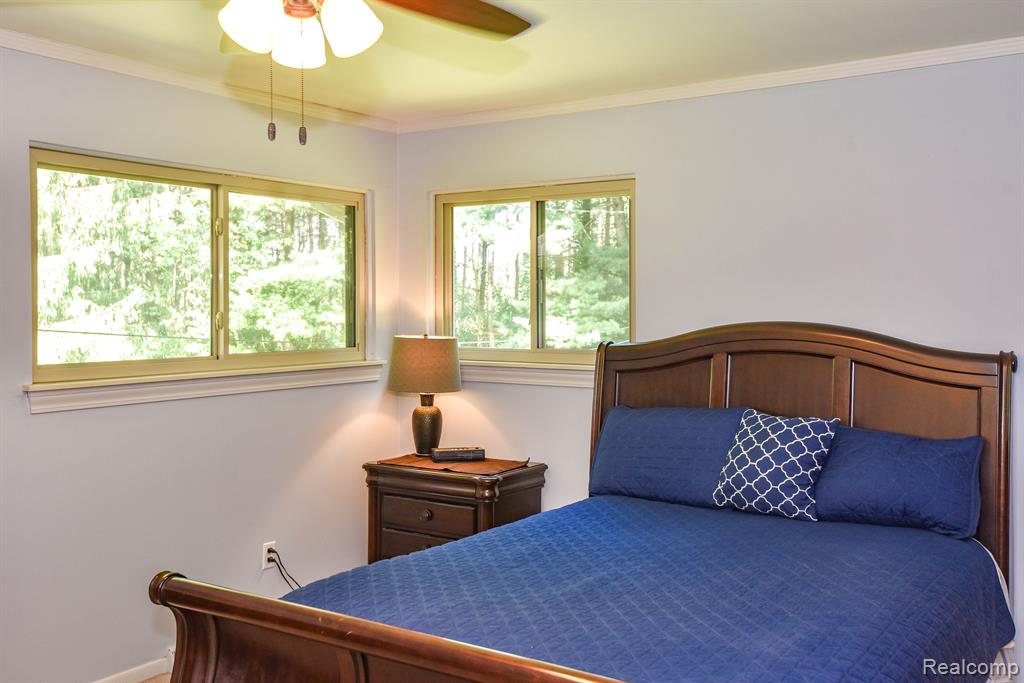 9245 Pine Knob Road Clarkston, MI 48348 - Photo 33 of 61