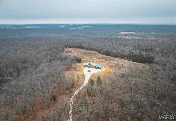 $1,783,000 | 6552 High Point Road, Montreal, MO 65591