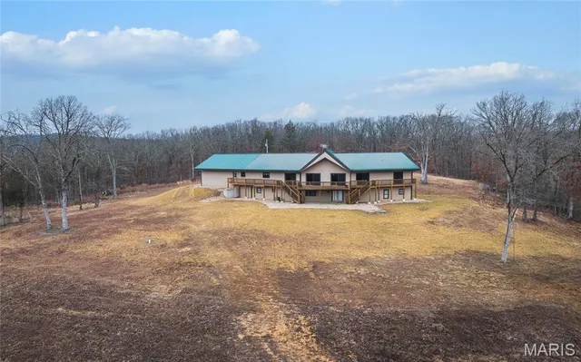 $1,783,000 | 6552 High Point Road, Montreal, MO 65591