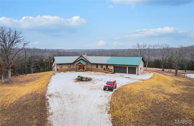 $1,783,000 | 6552 High Point Road, Montreal, MO 65591