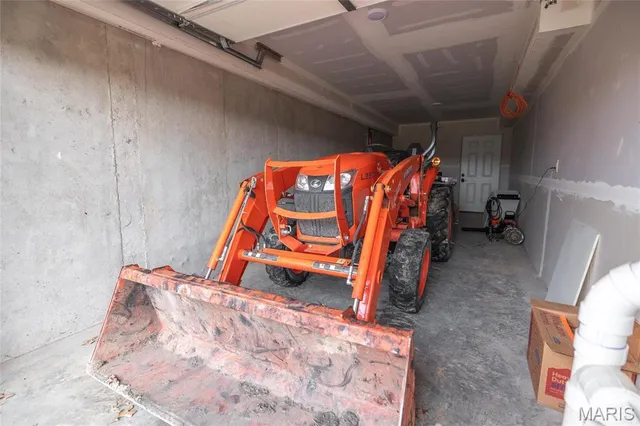 $1,783,000 | 6552 High Point Road, Montreal, MO 65591