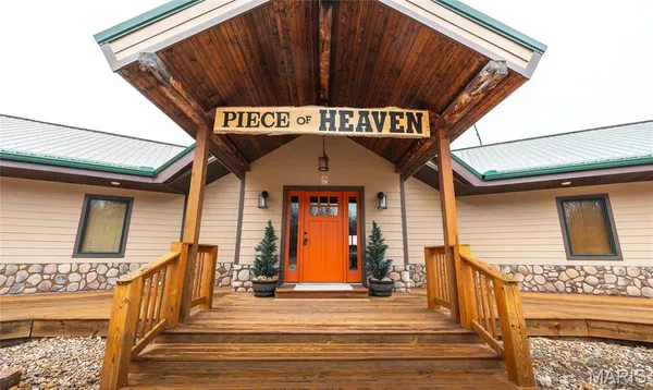 $1,783,000 | 6552 High Point Road, Montreal, MO 65591
