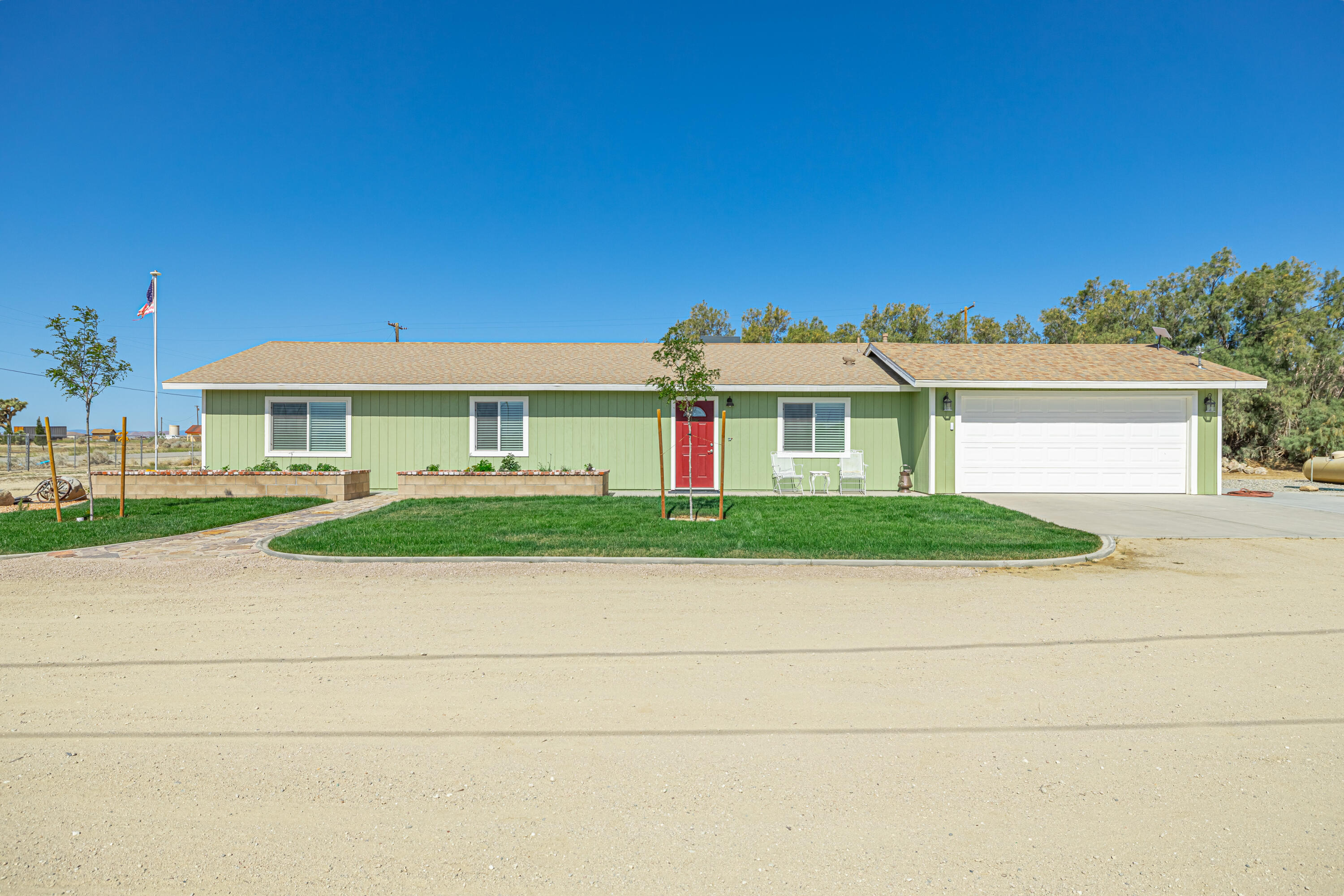 1201 Backus Road Mojave, CA 93501 - Photo 1 of 46 JMY_8031-HDR