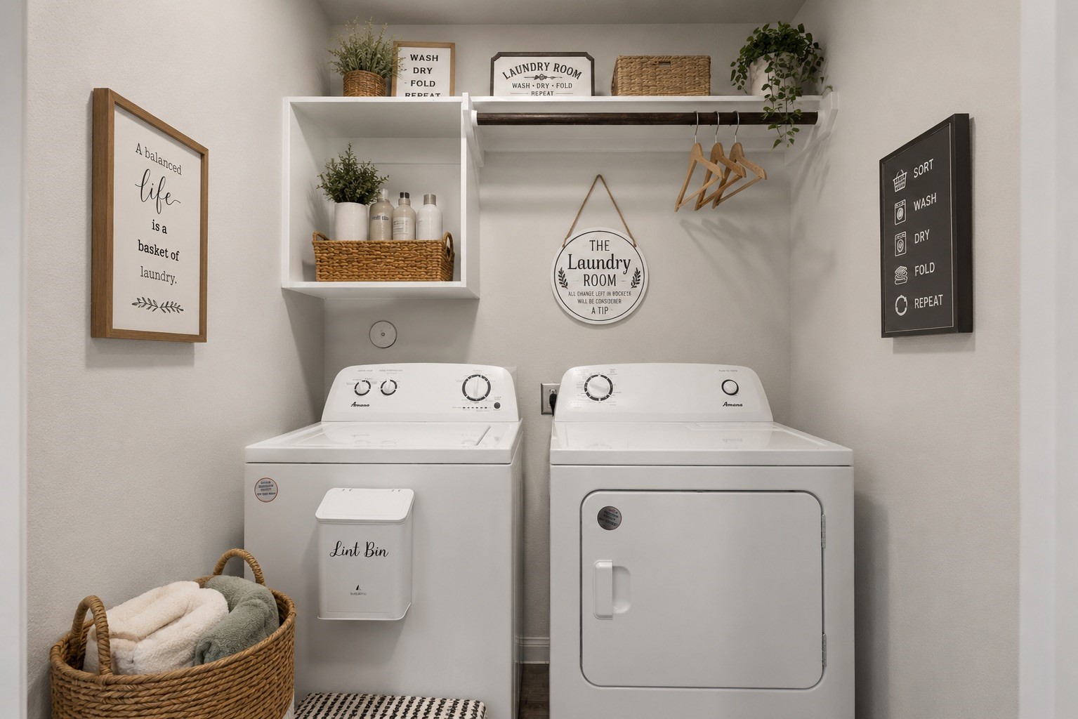 22210 Imperious Parkway Houston, TX 77073 - Photo 18 of 23 a utility room with dryer and washer