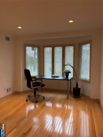 $2,950 | 25 Bogert Place, Unit 1, Westwood, NJ 07675