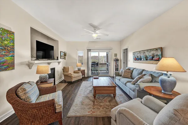 $399,950 | 1055 Mariners Way, Unit 13, Huddleston, VA 24104