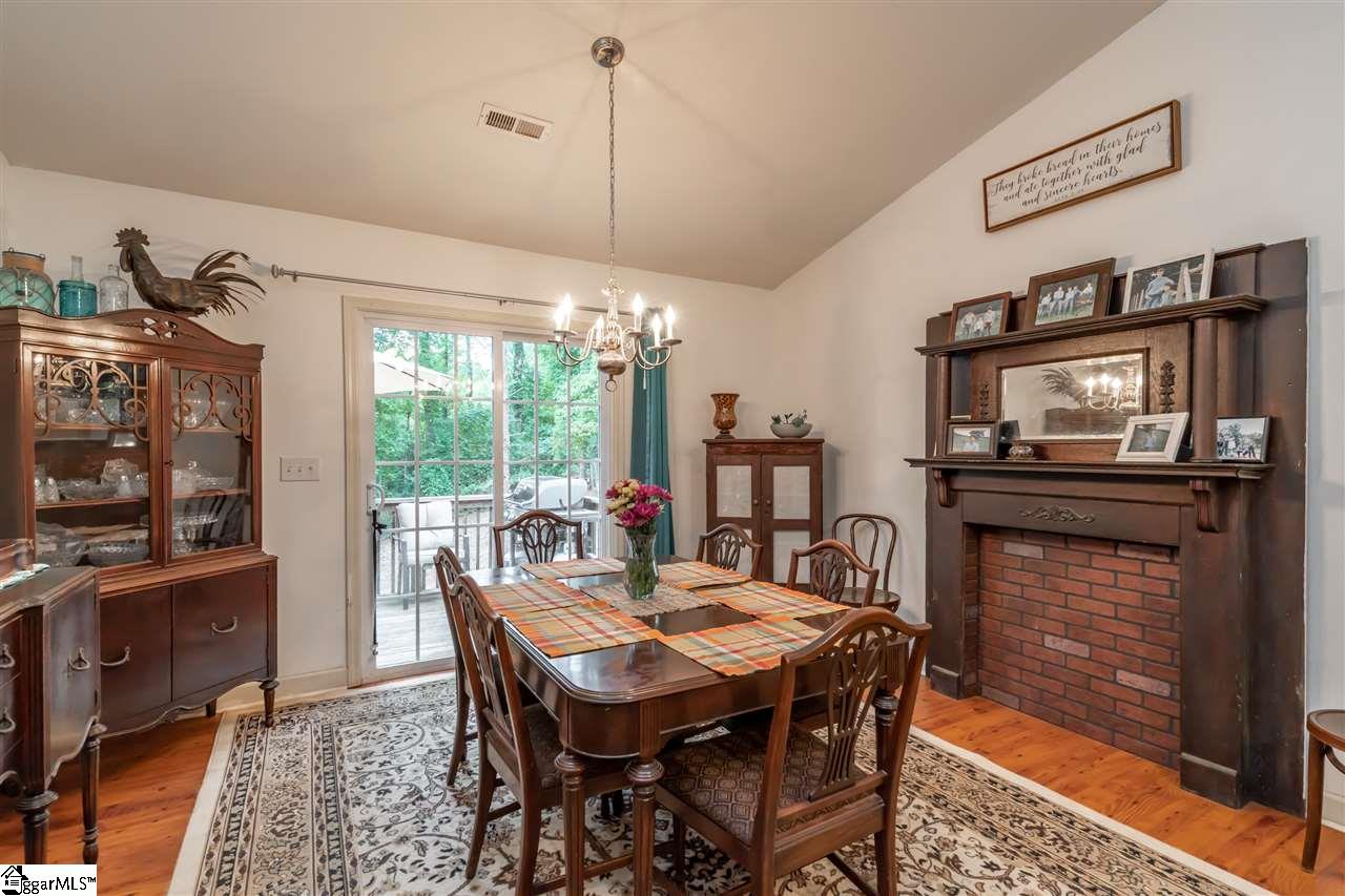 198 Longview Terrace Easley, SC 29642 - Photo 8 of 35 Gallery Image 8