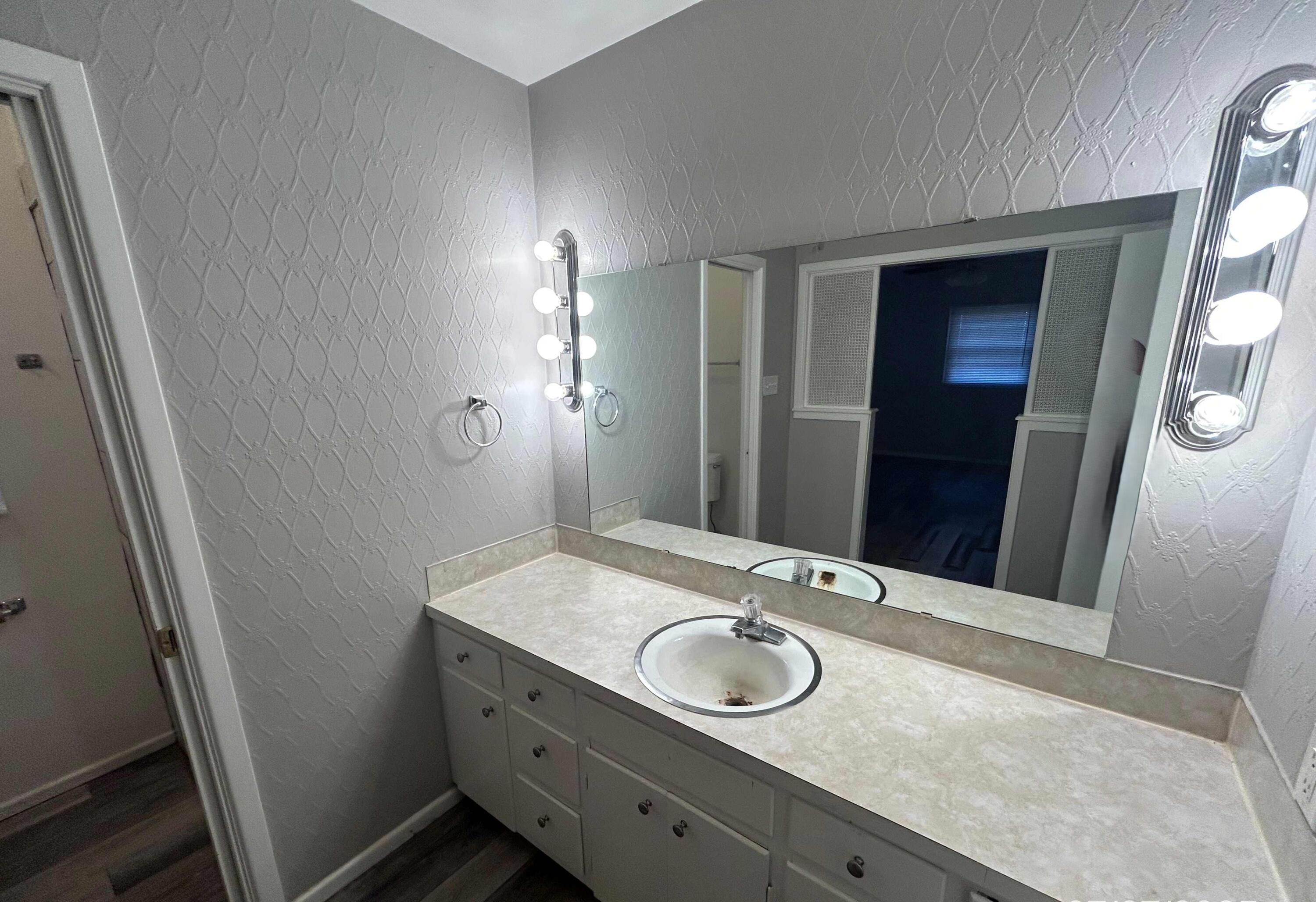 4717 27th Street Lubbock, TX 79410 - Photo 10 of 18 IMG_8591