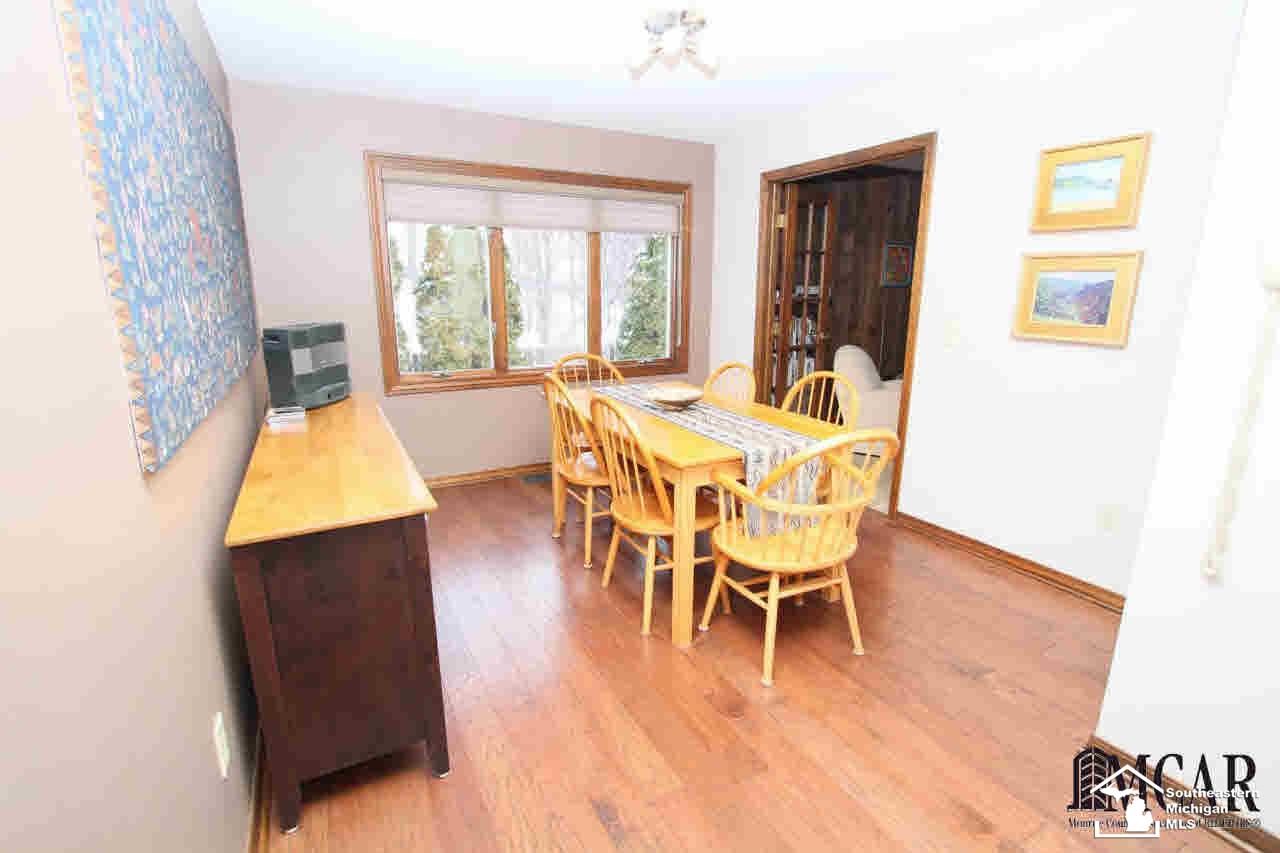 2263 Sheets Road Monroe, MI 48162 - Photo 10 of 28 Dining Room