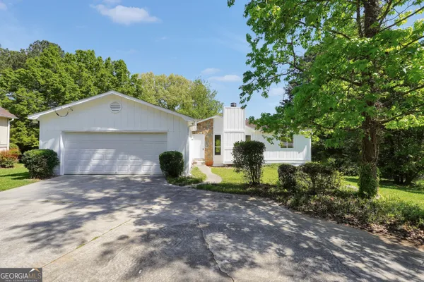 $209,900 | 1937 Young Road, Lithonia, GA 30058