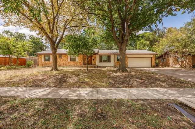 $449,000 | 310 South Grove Road, Richardson, TX 75081
