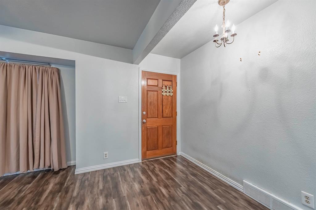 310 South Grove Road Richardson, TX 75081 - Photo 3 of 33