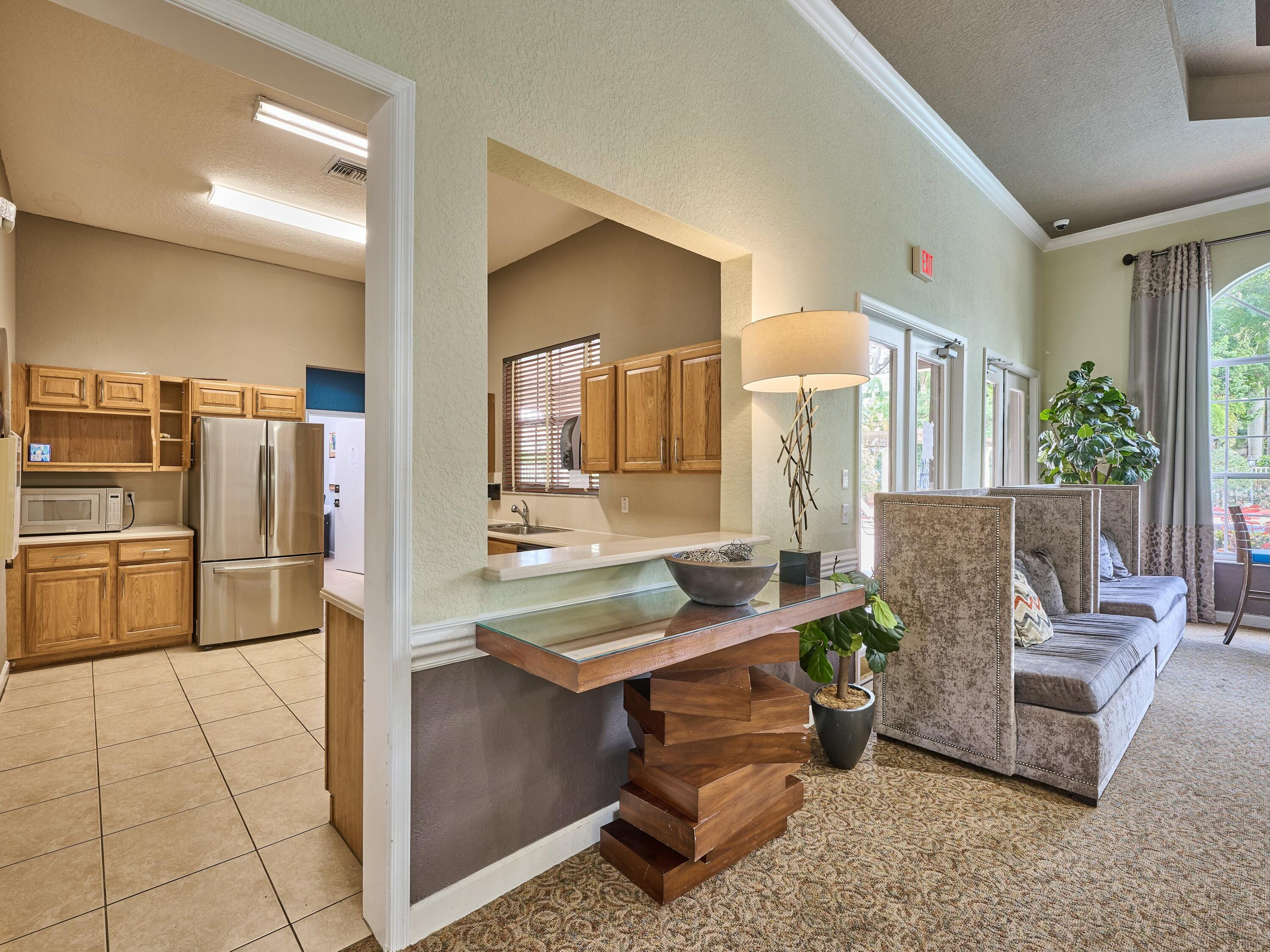 8421 Vía Serena Boca Raton, FL 33433 - Photo 40 of 46 Clubhouse Kitchen