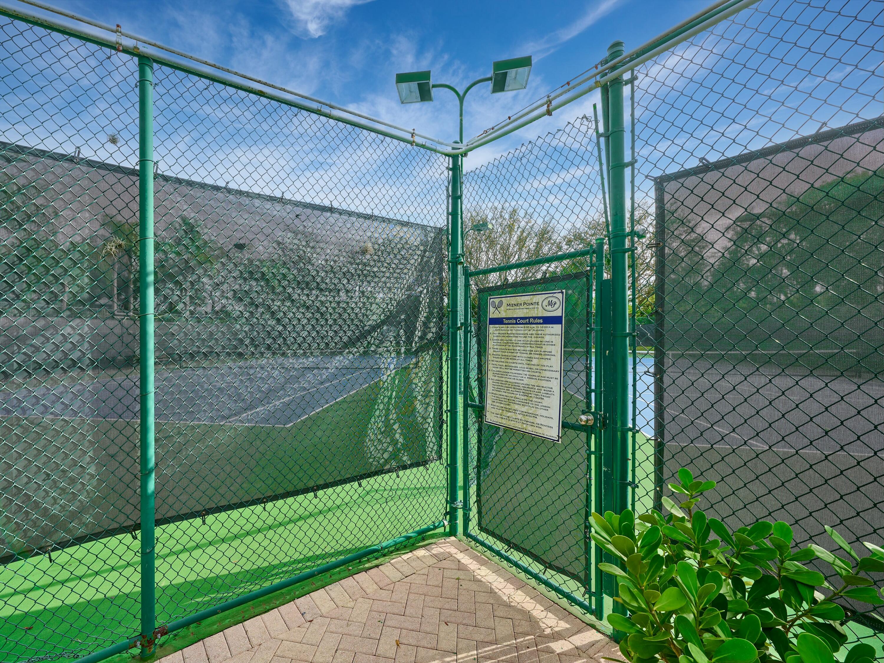 8421 Vía Serena Boca Raton, FL 33433 - Photo 46 of 46 Community Tennis Courts