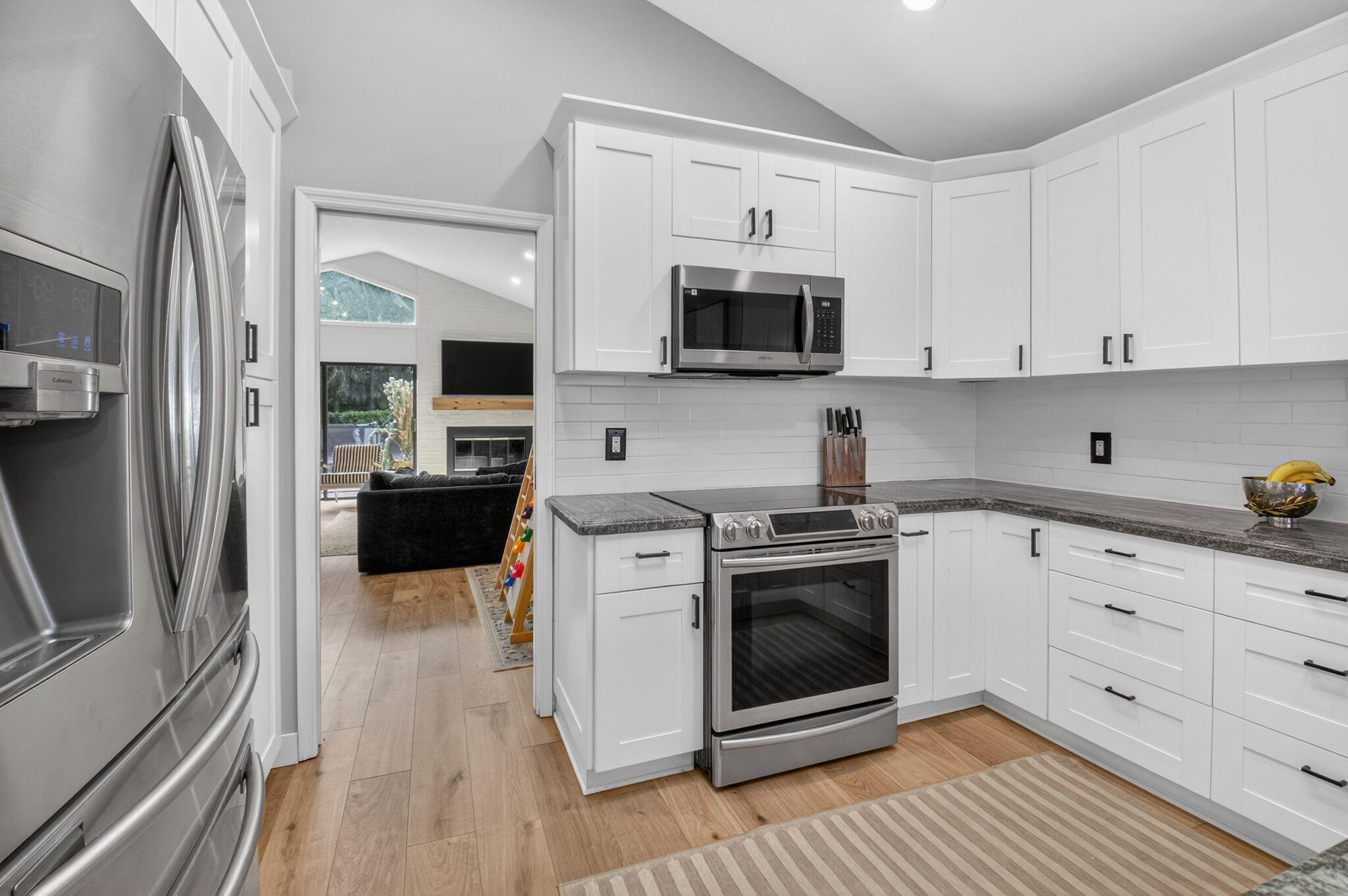 21921 Town Pl Drive Boca Raton, FL 33433 - Photo 17 of 64 GRANITE COUNTERTOPS