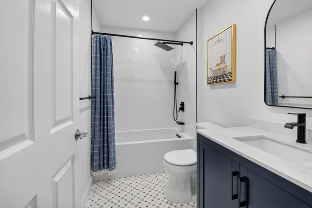 $5,650 | 21921 Town Pl Drive, Boca Raton, FL 33433