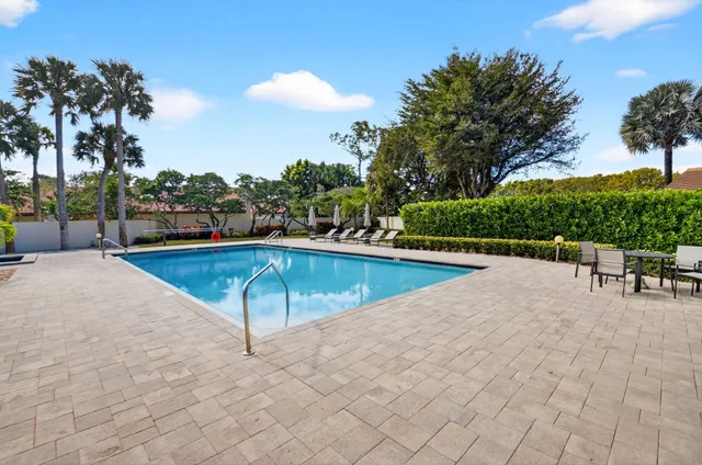 $5,650 | 21921 Town Pl Drive, Boca Raton, FL 33433