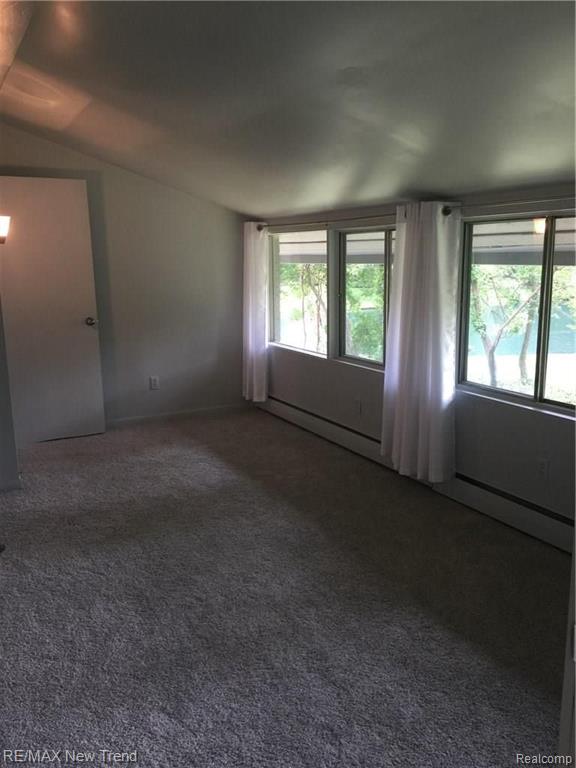 29765 Highmeadow Road Farmington Hills, MI 48334 - Photo 19 of 28