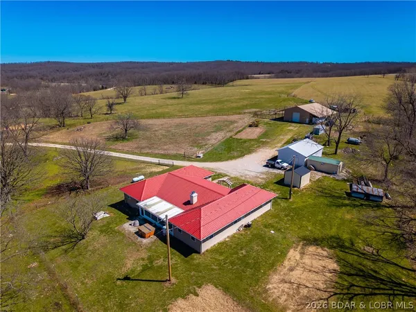 $799,000 | 282 Reeds Road, Lebanon, MO 65536
