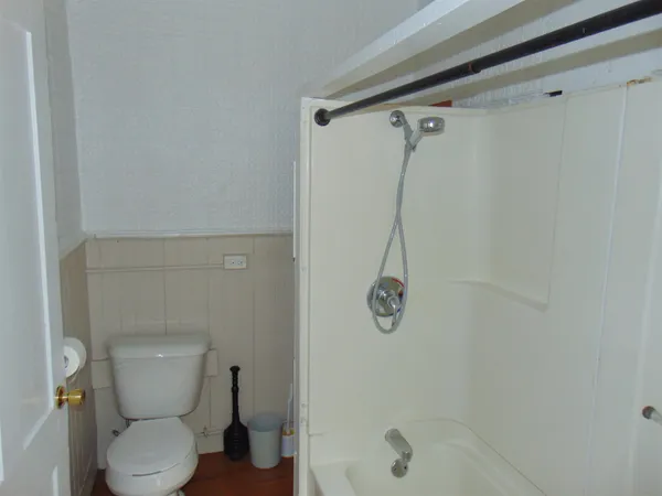 $200,000 | 166 Eastern Avenue, St. Johnsbury, VT 05819